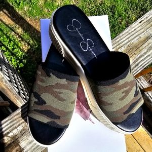 Camo Mules